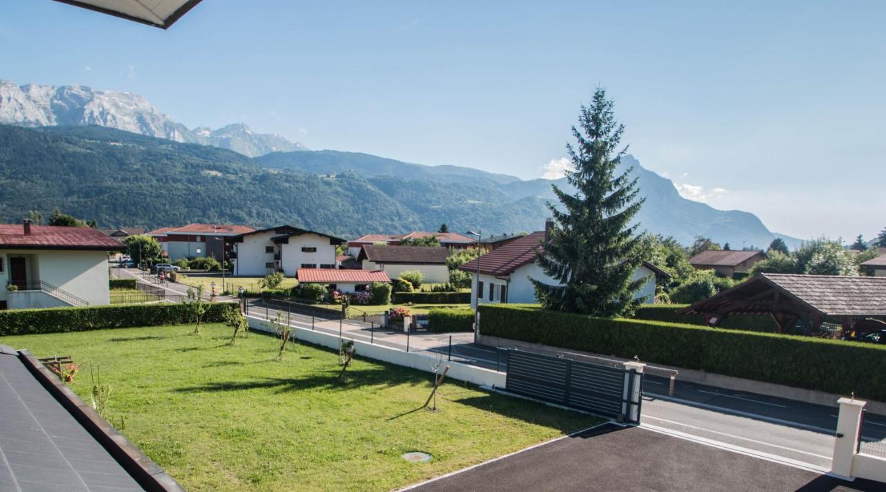 Nuitee En Appartement Marignier Exteriér fotografie